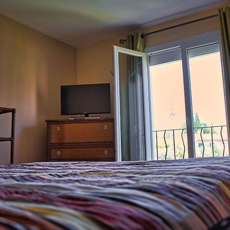 Agreable Maison 3 Chambres Avec Piscine Carcassonne Dış mekan fotoğraf