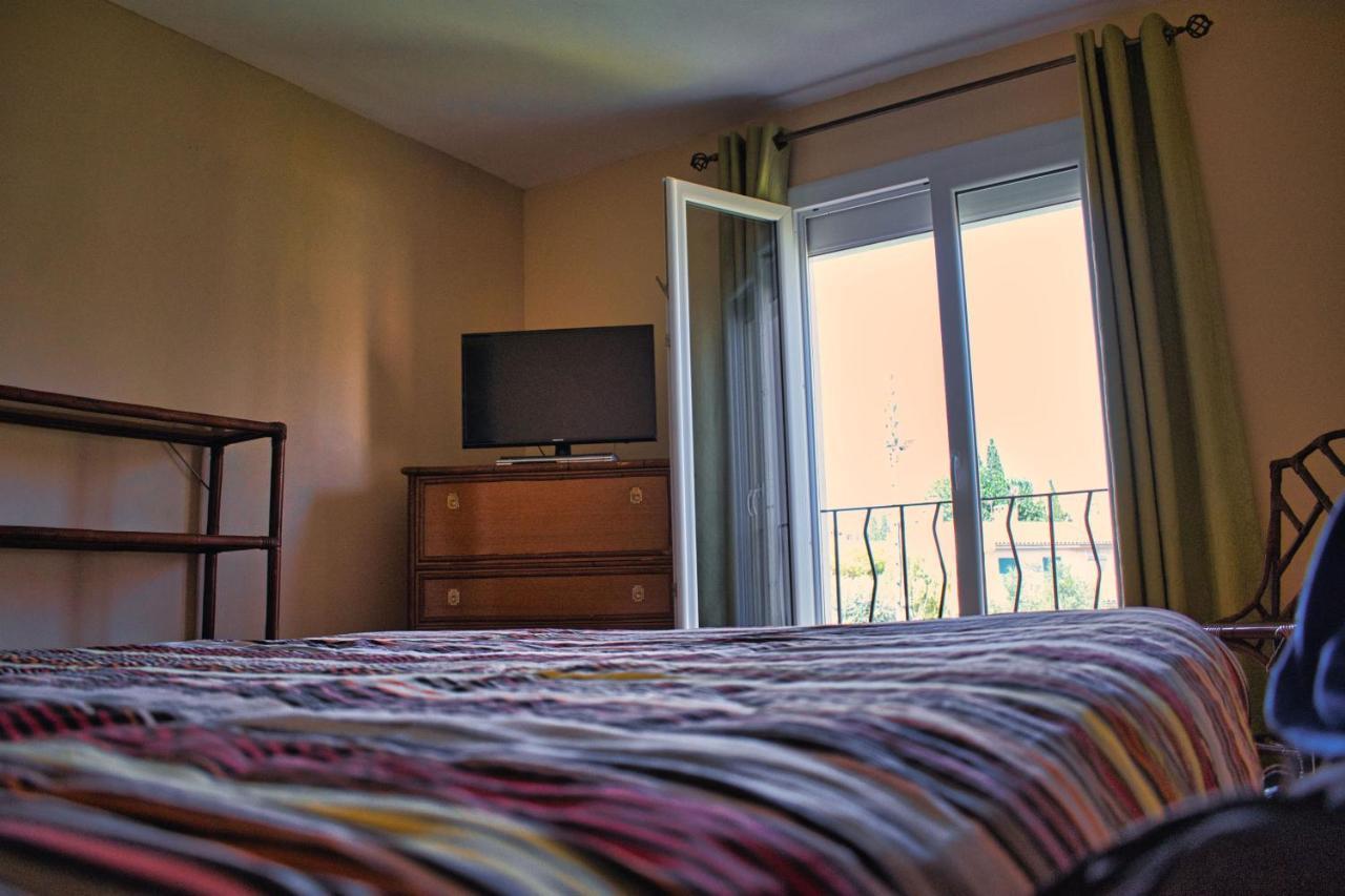 Agreable Maison 3 Chambres Avec Piscine Carcassonne Dış mekan fotoğraf